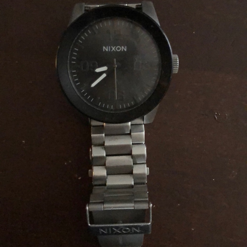 Men’s Nixon watch